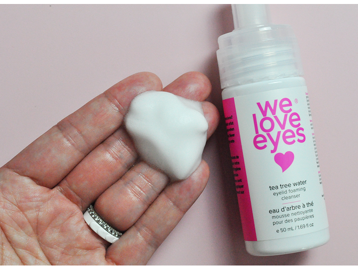 Tea Tree Water Eyelid Foaming Cleanser