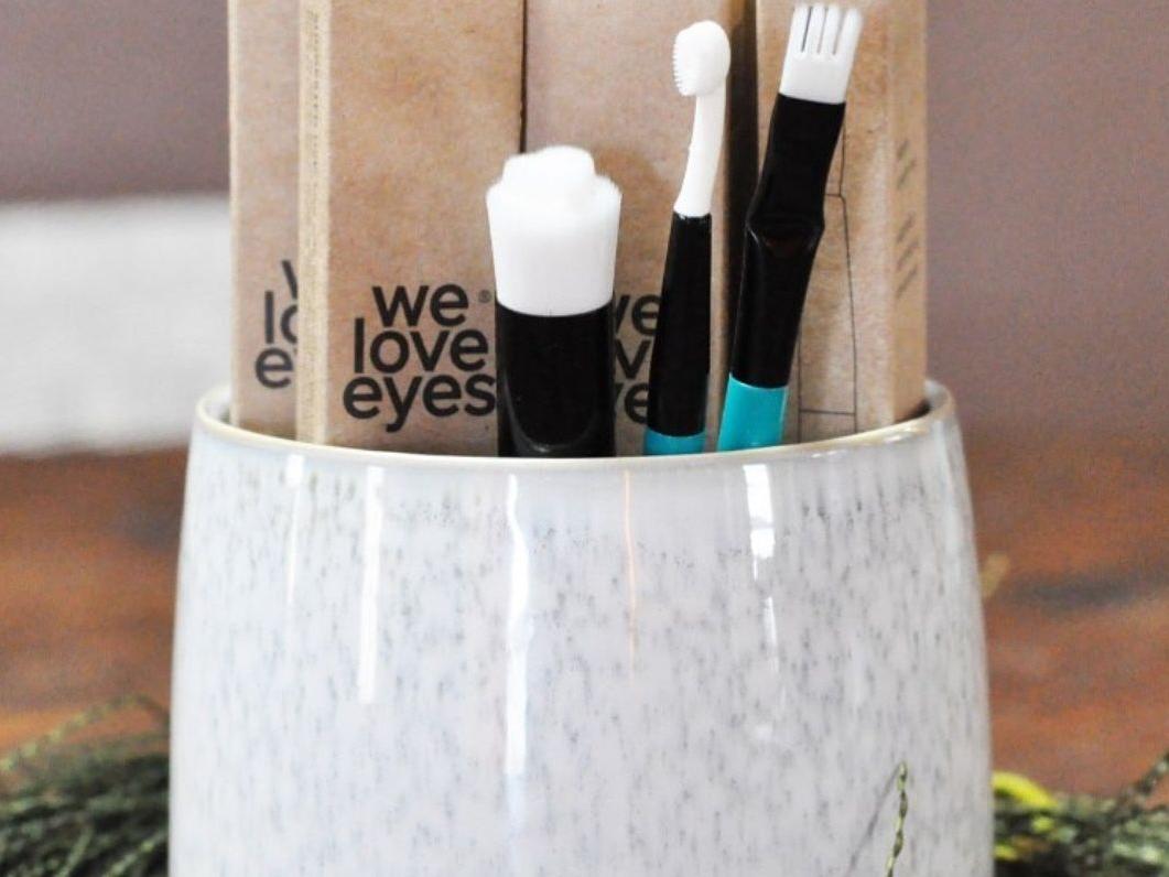 Eyelid Margin Cleansing Brush
